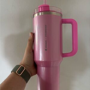 Stanley x Starbucks Winter Pink